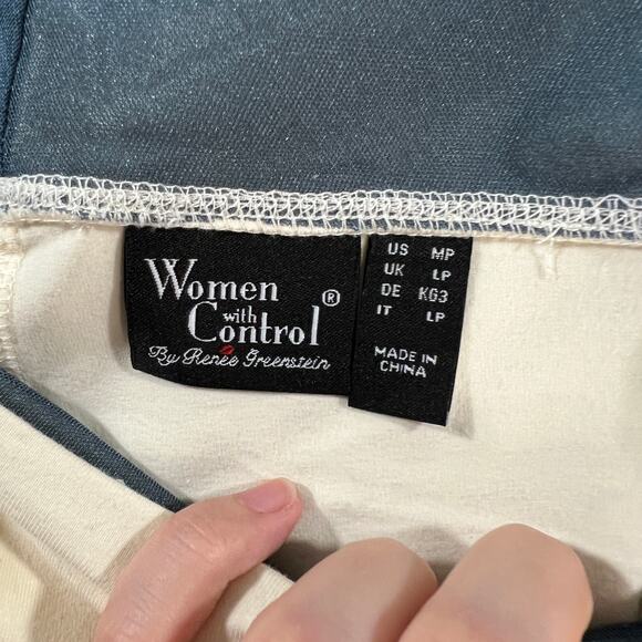 Wicked by Women with Control Ankle Pants with Pockets Alabaster, Petite Medium - Picture 3 of 8